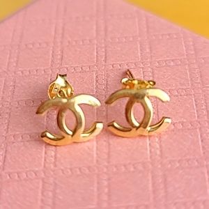 Chanel earrings made from real 18k gold